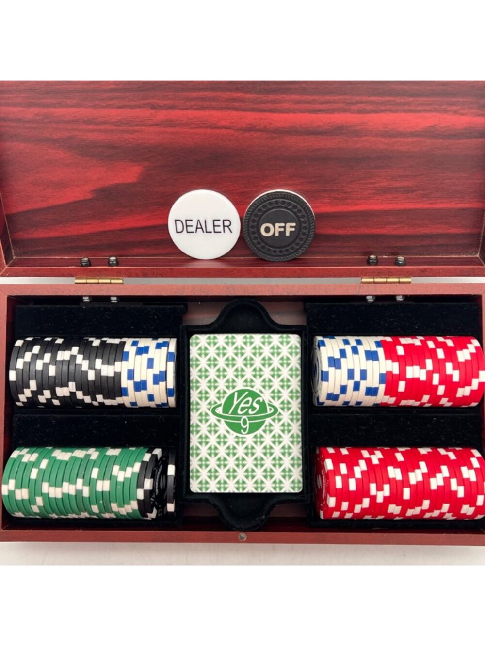 Sportcraft Wooden Poker Set With 12g Chips Cards & Buttons In Wood Grain Case - Picture 3 of 9